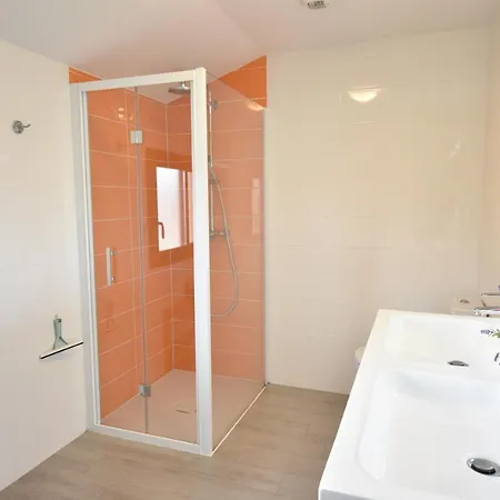 Carolins - Agreable En Bois Dans Quartier Residentiel A 400m Du Bourg De Villa